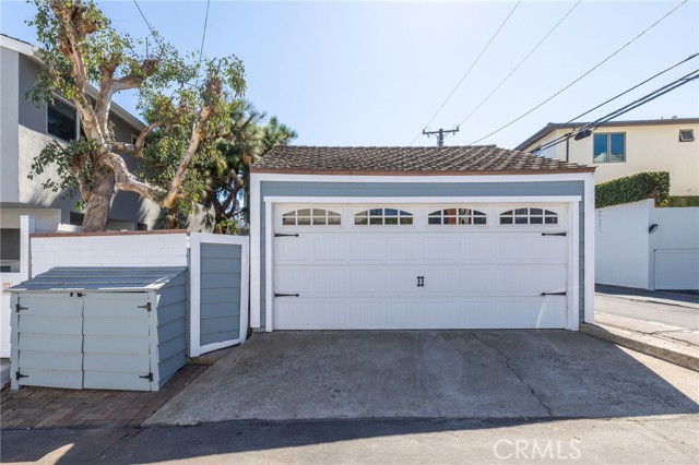 509 23rd Street, Manhattan Beach, California 90266, 3 Bedrooms Bedrooms, ,2 BathroomsBathrooms,Residential,Sold,23rd,SB22225764