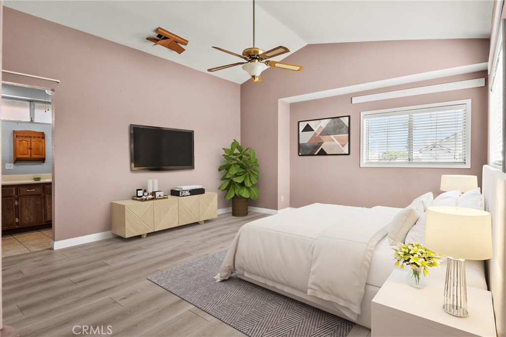 MLS #OC25106498 img 21