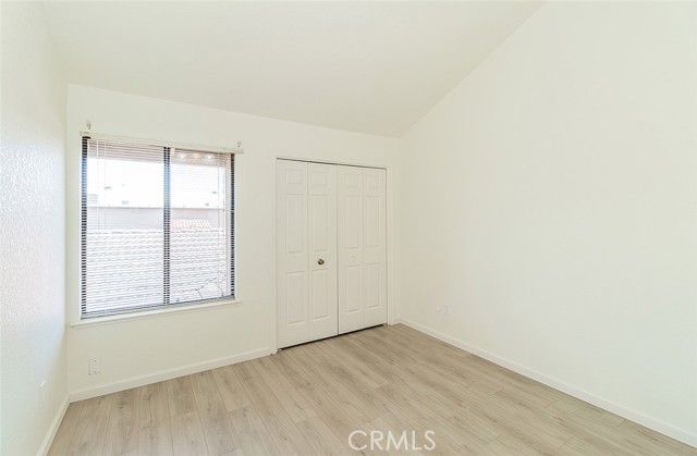 712 E Magill Avenue, Fresno CA: https://media.crmls.org/medias/4b050b8e-743d-4d45-88cb-3aad9d5da50a.jpg