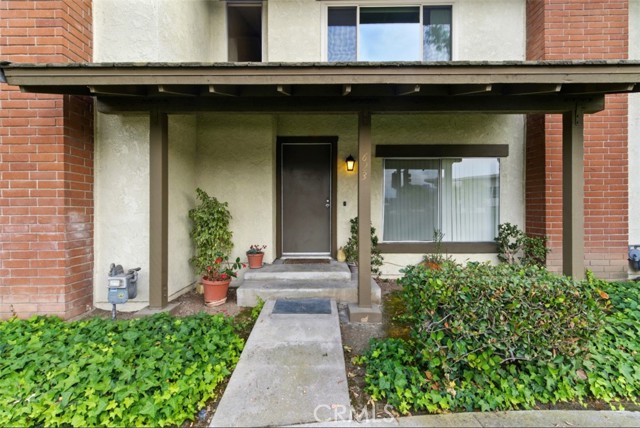 1623 Aspen Village Way, West Covina CA: https://media.crmls.org/medias/4b05c363-9d96-4acb-b53a-b55ec794af06.jpg