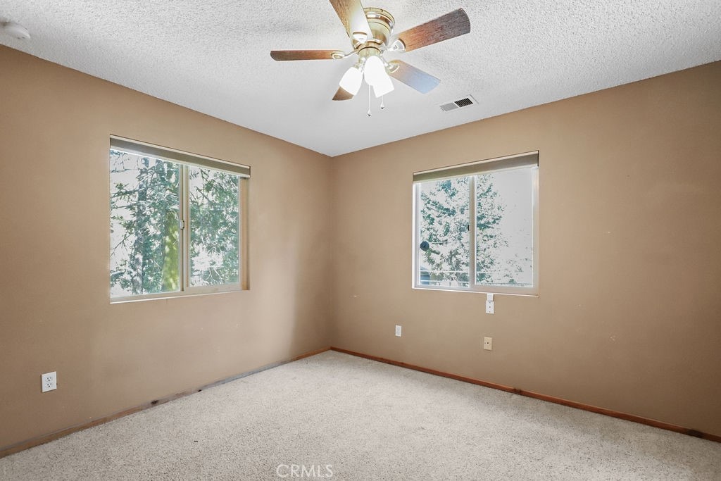 https://media.crmls.org/medias/4b06683a-b756-4413-8424-e229fc912dd2.jpg?preset=X-Large