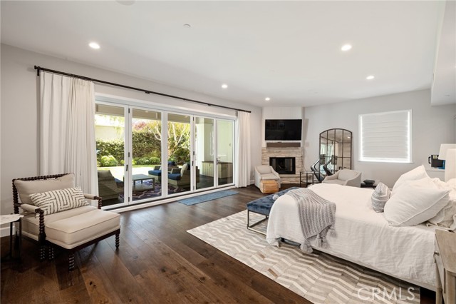 550 Helberta Avenue, Redondo Beach, California 90277, 5 Bedrooms Bedrooms, ,3 BathroomsBathrooms,Residential,Sold,Helberta,SB21204332