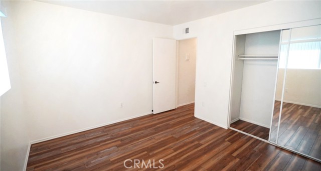 7310 Corsican Drive, Huntington Beach CA: https://media.crmls.org/medias/4b06baae-39a1-4e0f-9e61-8e569a73377e.jpg