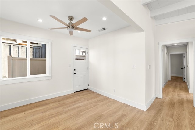 Detail Gallery Image 10 of 28 For 112 36th, Manhattan Beach,  CA 90266 - 3 Beds | 1 Baths