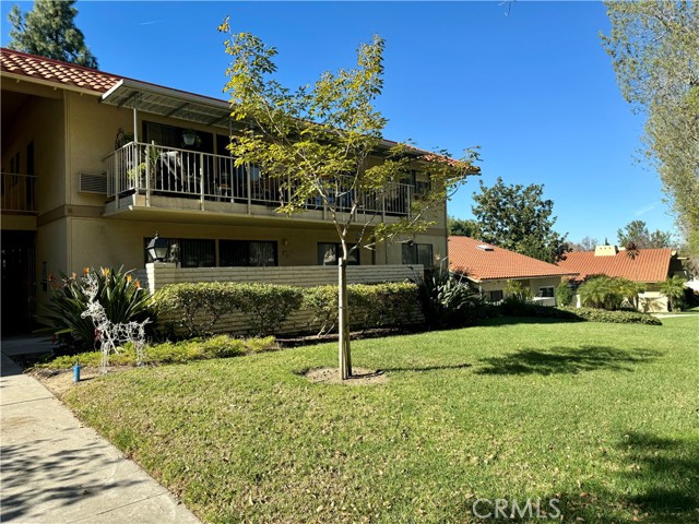 Front Image Thumbnail for CROC26073755