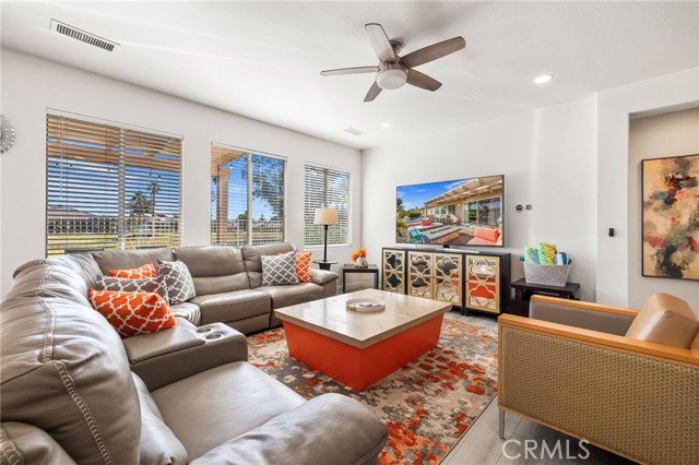 Detail Gallery Image 12 of 48 For 49526 Douglas, Indio,  CA 92201 - 4 Beds | 3/1 Baths