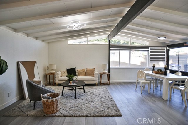 Detail Gallery Image 17 of 37 For 2540 W Picadilly Way, Anaheim,  CA 92801 - 3 Beds | 1/1 Baths