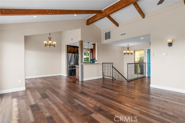 8525 Calle Carabe, Rancho Cucamonga CA: https://media.crmls.org/medias/4b09cc4c-1e76-43c3-8110-2232b6a6079d.jpg