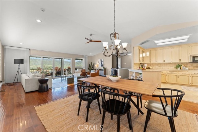 Detail Gallery Image 10 of 50 For 5419 Royal Oaks, Oroville,  CA 95966 - 3 Beds | 2/1 Baths