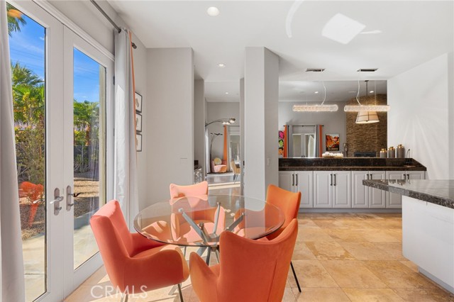 2600 E Vincentia, Palm Springs, CA 92262