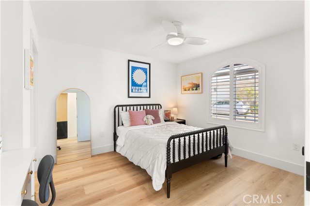 Detail Gallery Image 23 of 60 For 315 Lugonia St, Newport Beach,  CA 92663 - 4 Beds | 4 Baths