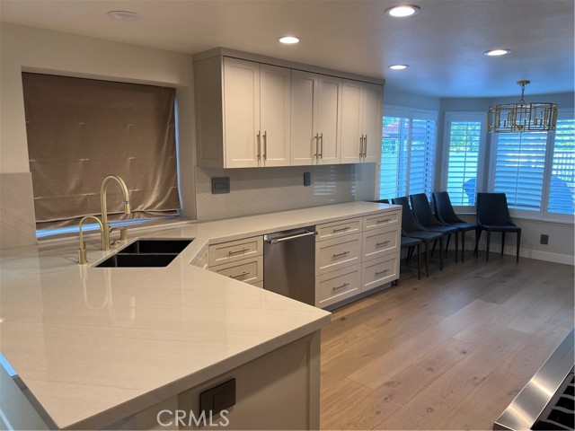 Detail Gallery Image 10 of 23 For 24636 Calle Ardilla, Calabasas,  CA 91302 - 5 Beds | 3 Baths