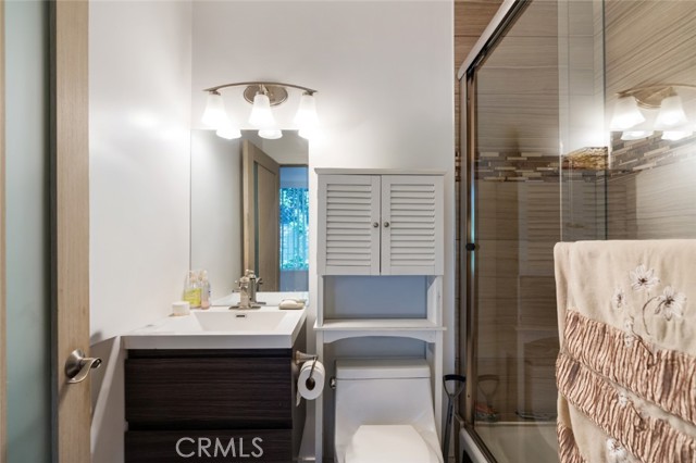 Detail Gallery Image 47 of 54 For 6015 Laurelgrove, North Hollywood,  CA 91606 - 5 Beds | 5 Baths