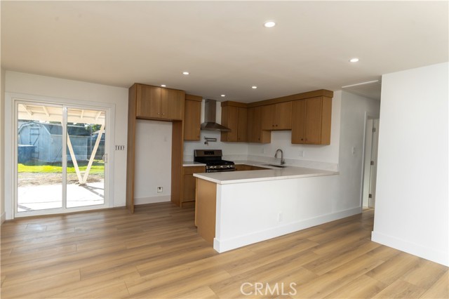 Detail Gallery Image 2 of 15 For 8326 Greenpoint, Riverside,  CA 92503 - 3 Beds | 2 Baths