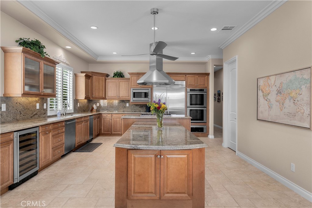 MLS #OC25223158 image #16