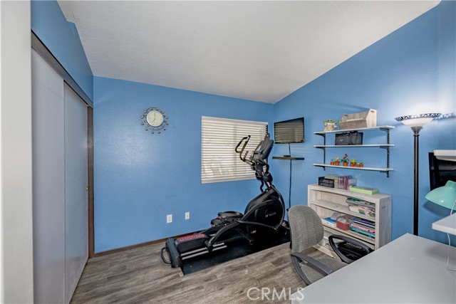Detail Gallery Image 20 of 47 For 20419 Kesley St, Canyon Country,  CA 91351 - 6 Beds | 3 Baths
