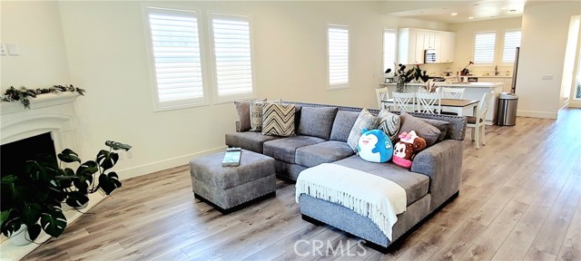 Open floor plan & vaulted ceiling.