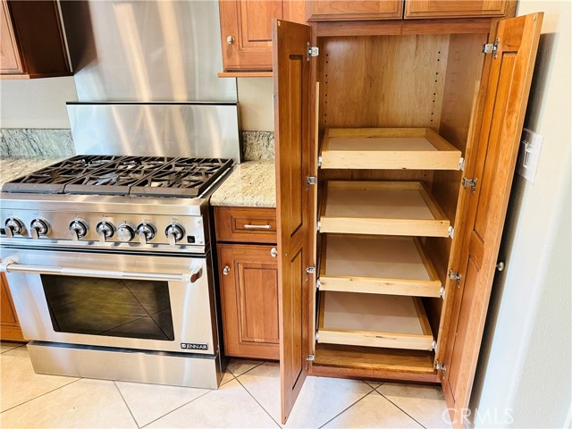 26051 Lawton Avenue, Loma Linda CA: https://media.crmls.org/medias/4b0f35b5-6dfc-4cfc-8c1a-c86ba374e5ca.jpg
