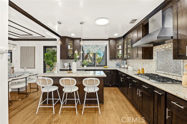 131 Woodruff Place, Arcadia CA: https://media.crmls.org/medias/4b111bd1-c9e3-4e83-8036-ca2681f6196c.jpg