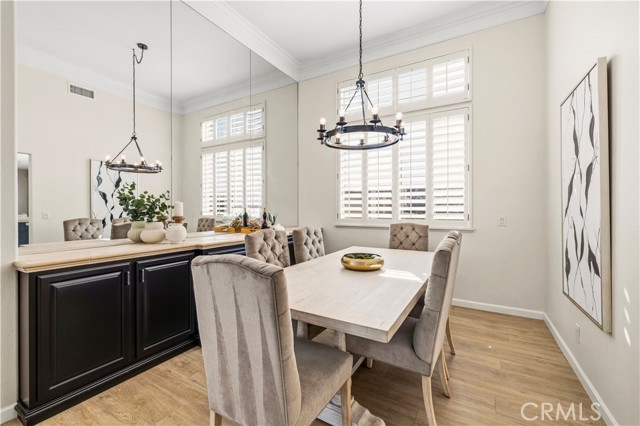 Detail Gallery Image 8 of 59 For 26451 Puffin Pl, Canyon Country,  CA 91387 - 4 Beds | 3 Baths