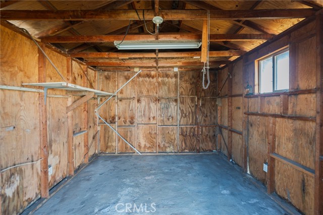 22428 Neptune Avenue, Carson CA: https://media.crmls.org/medias/4b12149b-c1e2-4ebd-852a-c58c152b668f.jpg