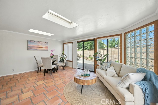 26825 Calle Almanza, Dana Point CA: https://media.crmls.org/medias/4b124594-3205-48ca-980f-9aef63ab7974.jpg