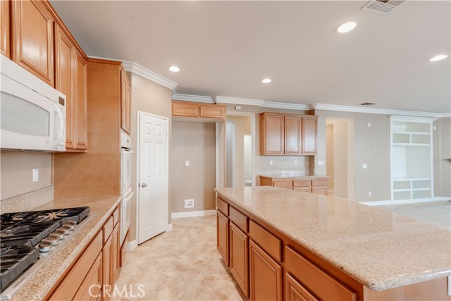 Detail Gallery Image 8 of 25 For 7852 Sorrel Ln Ln, Corona,  CA 92880 - 5 Beds | 4 Baths
