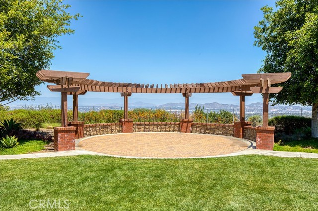 Detail Gallery Image 15 of 75 For 2725 Sierra Bella Dr, Corona,  CA 92882 - 5 Beds | 3 Baths