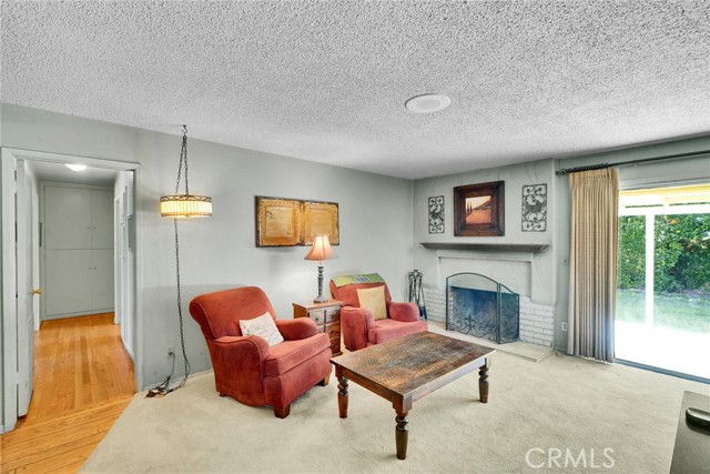 6650 Sale Avenue, West Hills CA: https://media.crmls.org/medias/4b13469d-61be-4a0e-9c43-90bcb47a25df.jpg