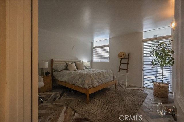 2525 Ocean Boulevard, Corona del Mar CA: https://media.crmls.org/medias/4b137c9d-1c5a-4f99-862e-743bcb889a60.jpg