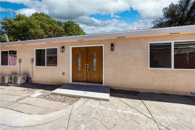 14969 Redwood Lane, Chino Hills CA: https://media.crmls.org/medias/4b140003-59a0-4abe-89d4-0aa8004bb745.jpg