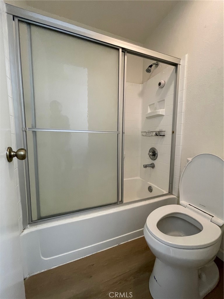 https://media.crmls.org/medias/4b14ec3c-4ff9-4e7a-a1ff-5327d13b8b58.jpg?preset=X-Large