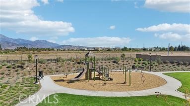 1001 Pomelo Avenue, Redlands CA: https://media.crmls.org/medias/4b1509c4-ab4c-43c1-a7d2-9b7db1994496.jpg