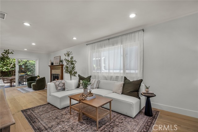 1613 Armour Lane, Redondo Beach, California 90278, 3 Bedrooms Bedrooms, ,1 BathroomBathrooms,Residential,For Sale,Armour,SB26086137