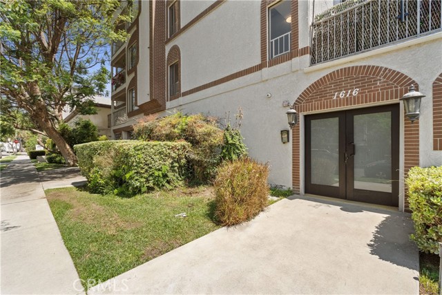 Detail Gallery Image 45 of 48 For 1616 Granville Ave #202,  Los Angeles,  CA 90025 - 2 Beds | 2 Baths