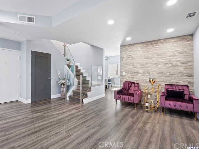 2 Bed Home for Sale in Studio City, California