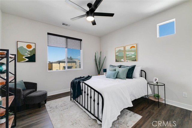 656 Daniel Freeman Circle, Inglewood CA: https://media.crmls.org/medias/4b16940a-7476-4c5b-a6f0-2b3c9bff9b70.jpg