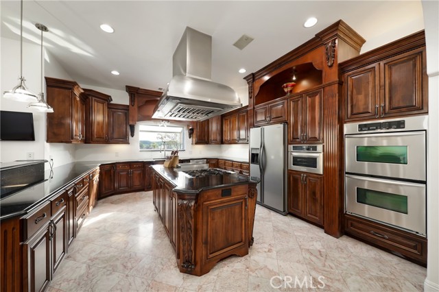 Detail Gallery Image 9 of 56 For 9446 Kern River, Bakersfield,  CA 93308 - 4 Beds | 4/1 Baths