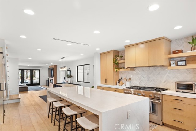 Detail Gallery Image 14 of 64 For 307 18th St, Huntington Beach,  CA 92648 - 3 Beds | 3/1 Baths