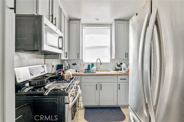 5841 Tujunga Avenue, North Hollywood CA: https://media.crmls.org/medias/4b171d61-e2be-42b5-bd3f-a0ab7d3f2d7a.jpg