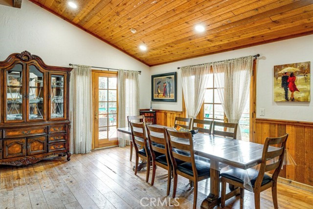 Image 4 of 43 For 2216 St Bernard