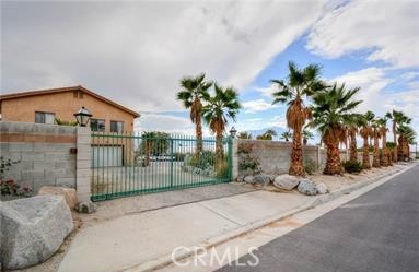 70265 Aurora Road, Desert Hot Springs CA: https://media.crmls.org/medias/4b18798b-5f7c-4bfd-9907-9a1adb3a0465.jpg