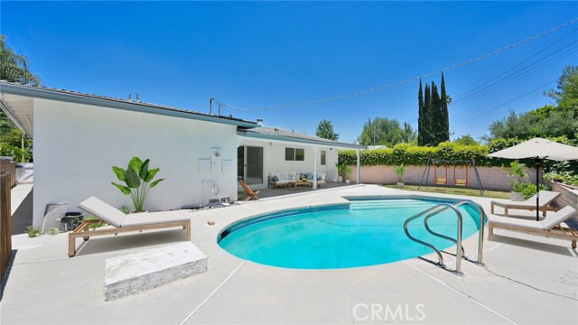 Detail Gallery Image 22 of 29 For 23952 Oxnard St, Woodland Hills,  CA 91367 - 3 Beds | 2/1 Baths