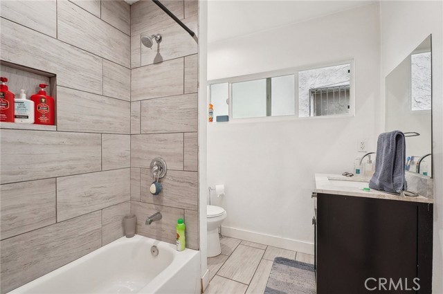 Detail Gallery Image 21 of 36 For 3322 W 66th St, Los Angeles,  CA 90043 - – Beds | – Baths