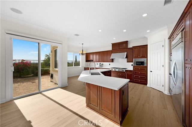 Detail Gallery Image 19 of 52 For 4021 Humboldt Ln, Yorba Linda,  CA 92886 - 5 Beds | 3/1 Baths