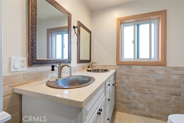 Detail Gallery Image 22 of 26 For 12391 Euclid St, Garden Grove,  CA 92840 - 4 Beds | 2 Baths