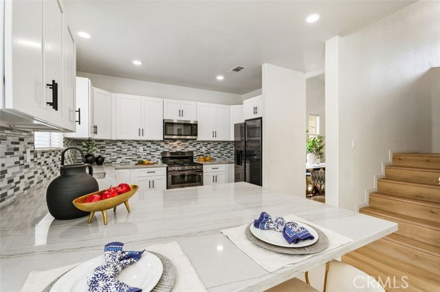 Detail Gallery Image 18 of 46 For 3116 Windhaven Way, Corona,  CA 92882 - 4 Beds | 3 Baths