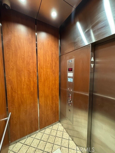 Elevator