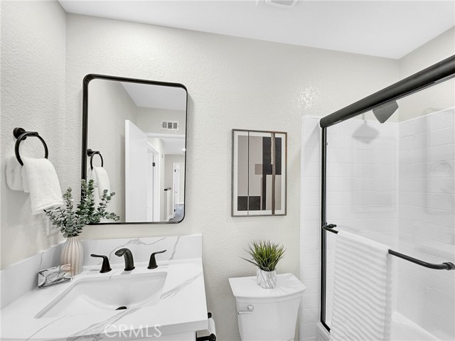 Detail Gallery Image 15 of 35 For 25492 Morningstar Rd, Lake Forest,  CA 92630 - 4 Beds | 2/1 Baths
