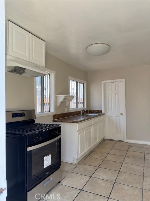 Detail Gallery Image 6 of 8 For 4465 Turquoise #4339,  Los Angeles,  CA 90032 - 1 Beds | 1 Baths